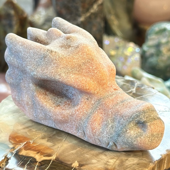 🎄SALE🎄Sunstone Crystal Dragons Head Carving? - Picture 1 of 10